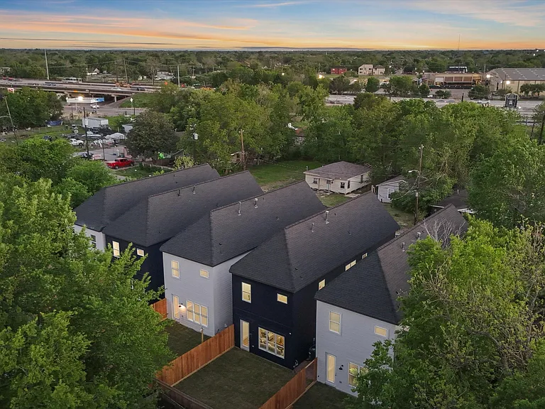3807 Goodhope St — Photo 36