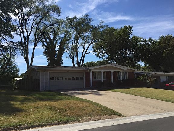 2nd image of 2620 Suffolk Pl