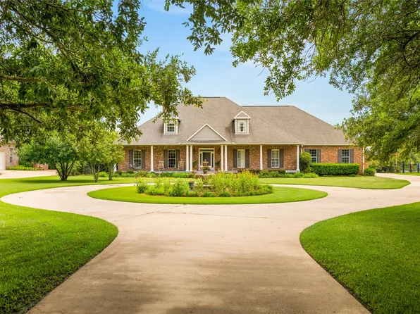 176 Starlight Point, Natchitoches, LA 71457