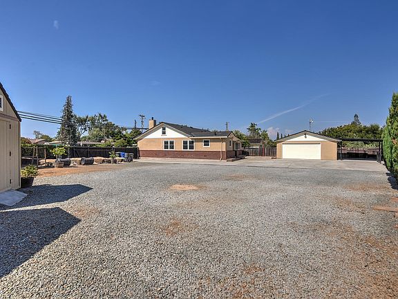 4th image of 432 Virginia Ave