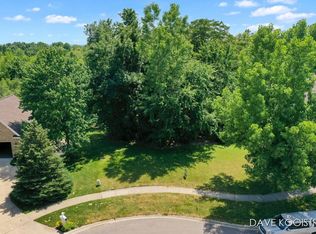3080 Park West Ct, Jenison, MI 49428