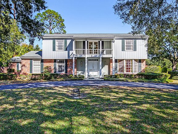 4th image of 5017 Ortega Forest Dr