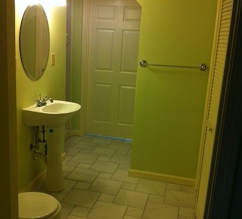 5th image of 464 Hillview Dr