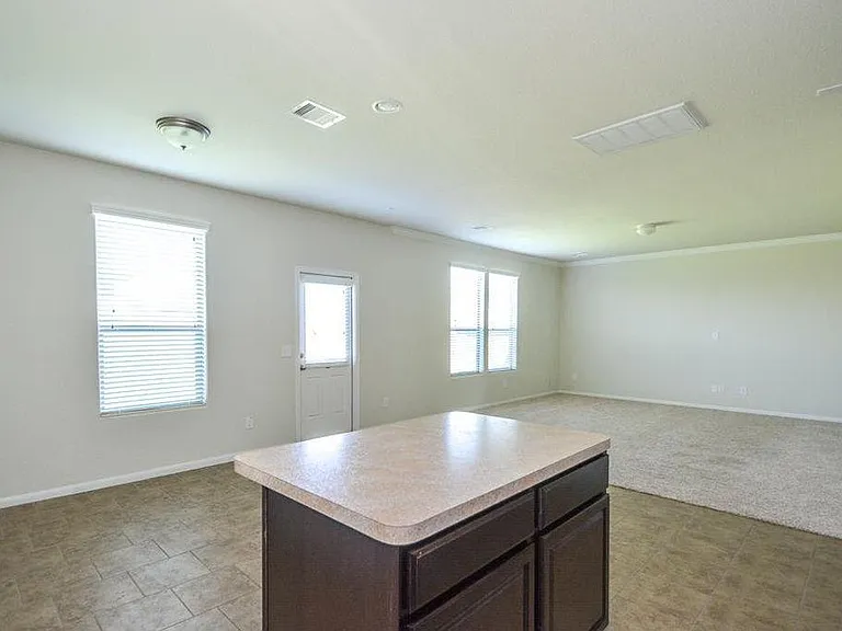 5827 Banyan Oak Ct — Photo 3