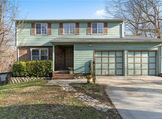 5208 Teakwood Dr, Kannapolis, NC 28083