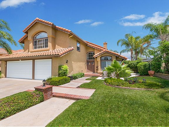 3rd image of 2535 Heritage Dr