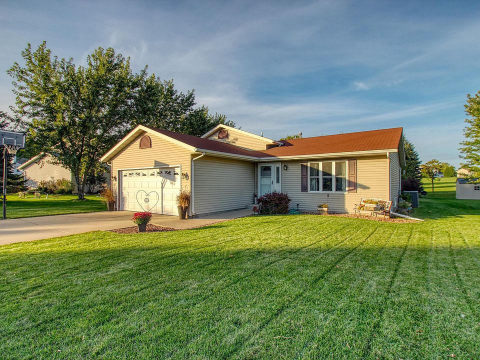 1st image of 612 Broadmoore Dr