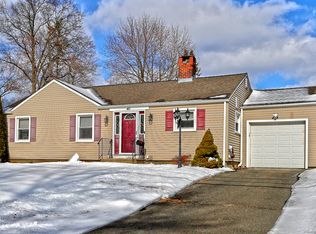 40 Fisk Dr, Newington, CT 06111