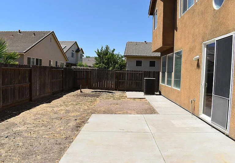 4670 Tolman Way — Photo 31
