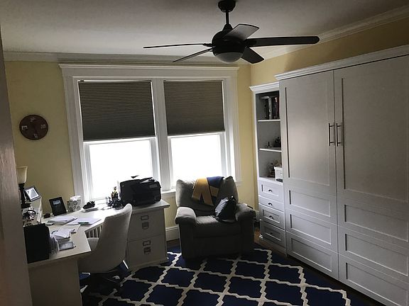 3rd image of 26 Egmont St APT 6