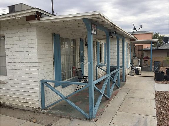 4th image of 1623 Stewart Ave