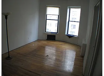 Rented by 4 Points Properties