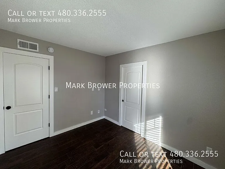 525 N May #20 — Photo 12