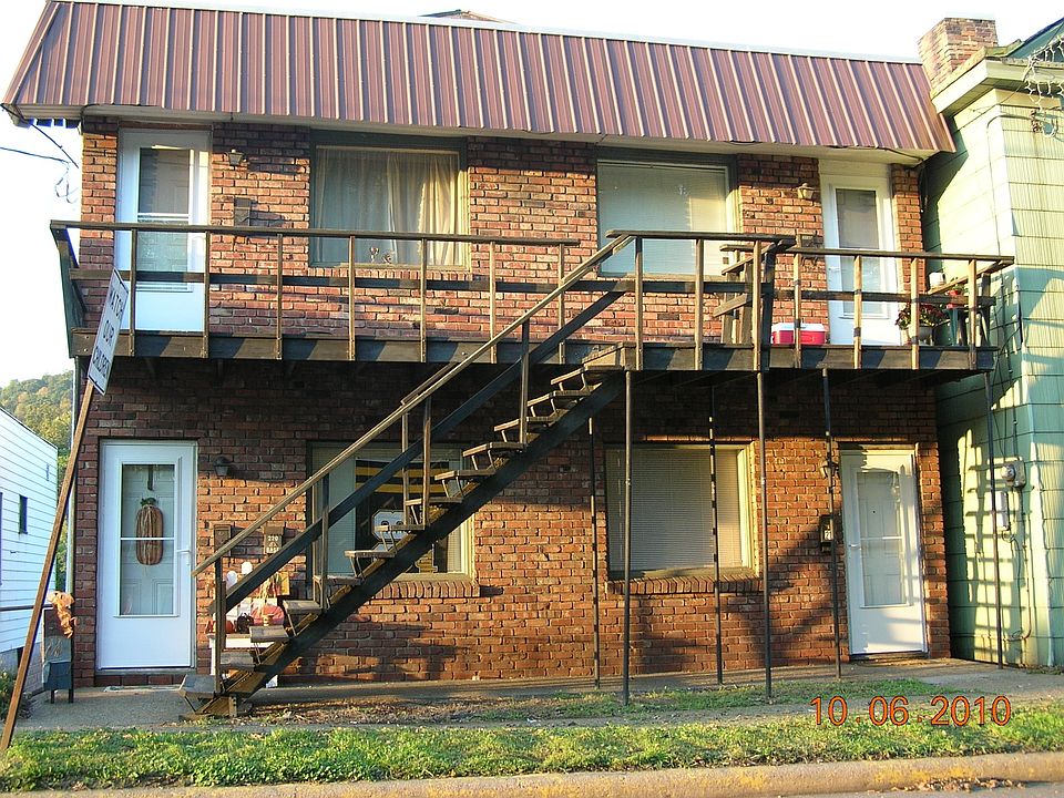 1st image of 220 Howard St
