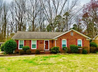 1017 Hayfield Ln, Greensboro, NC 27410