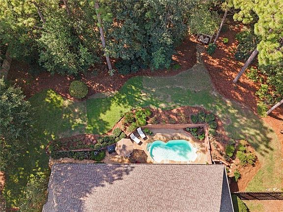 3rd image of 7236 Maureen Cir