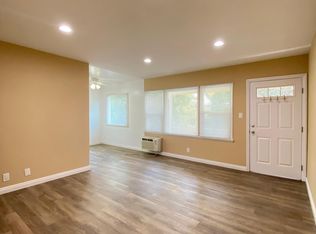 5656 Fountain Ave APT 1, Los Angeles, CA 90028