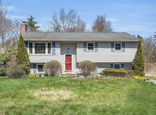 314 Hill Rd, Groton, MA 01450