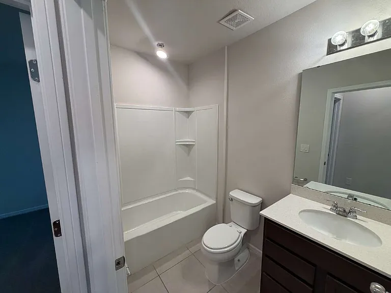 Property Image 103