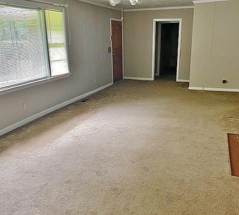 3rd image of 1104 Lakeland Ave