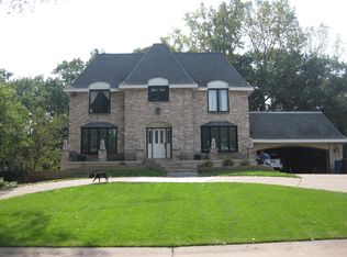 1438 N Danube Rd, Fridley, MN 55432