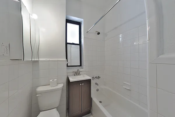 Rented by Platinum Properties | media 7