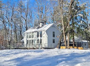 98 Riverdale Rd, New Boston, NH 03070