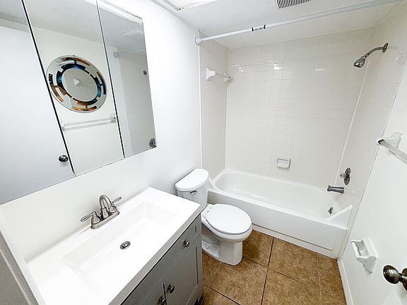 3rd image of 8595 Charter Club Cir Unit 4