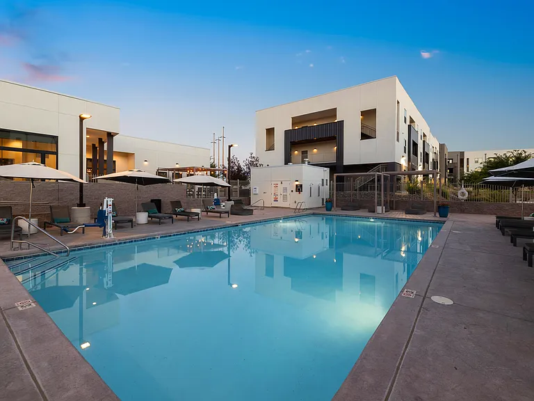 Cielo Luxury Living Apartments — Photo 35