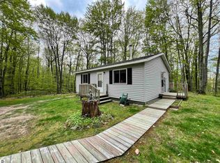 10372 Alps Dr, Reed City, MI 49677