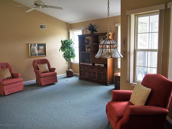 4th image of 1245A Thornbury Ln