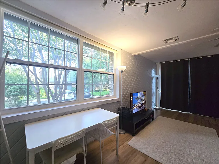 7122 Wood Hollow Dr #56 — Photo 4