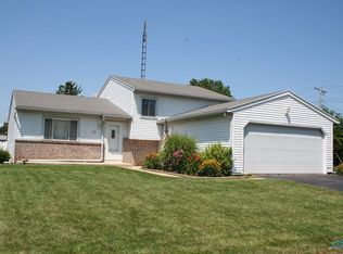 3395 Bordeaux Rue, Northwood, OH 43619