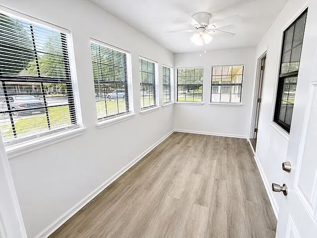 3 bed, 1150 sqft, $1,900 — Photo 2
