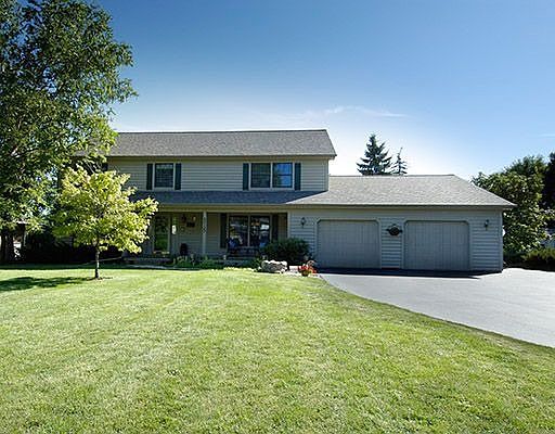 3318 SQ FT CEDAR COLONIAL