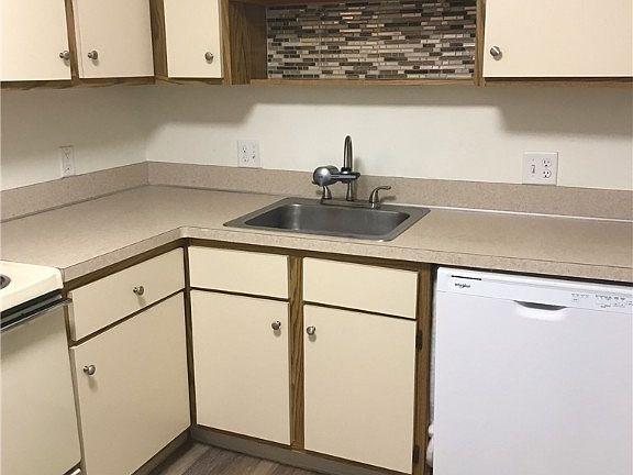 3rd image of 6395 Princeton Ct APT 203H