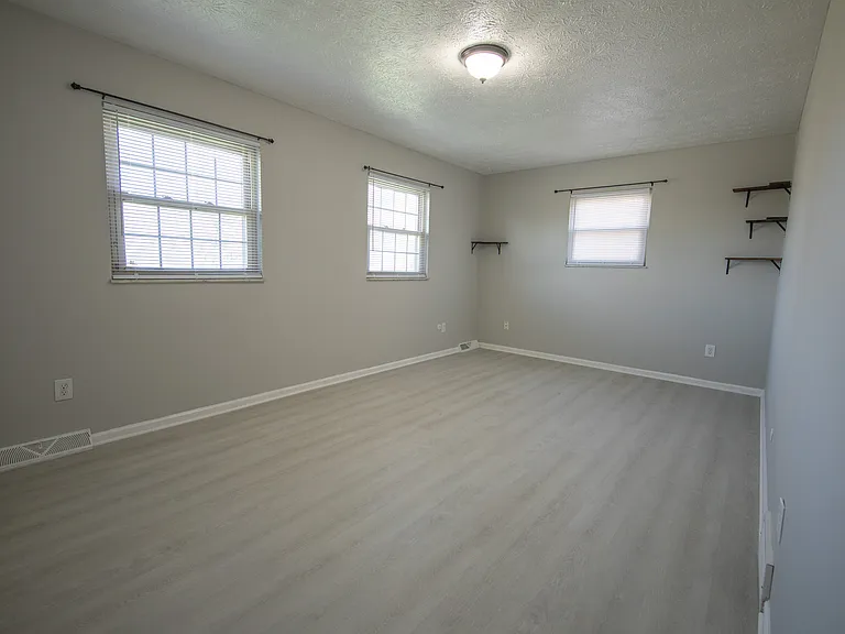 2114 Baldwin Rd — Photo 23