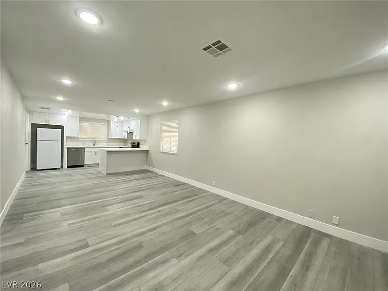 3253 Savalli St #D — Photo 6
