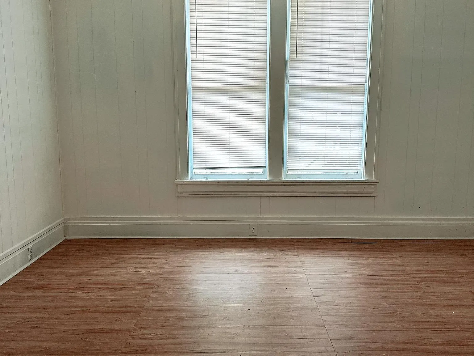 1004 W Main St — Photo 4