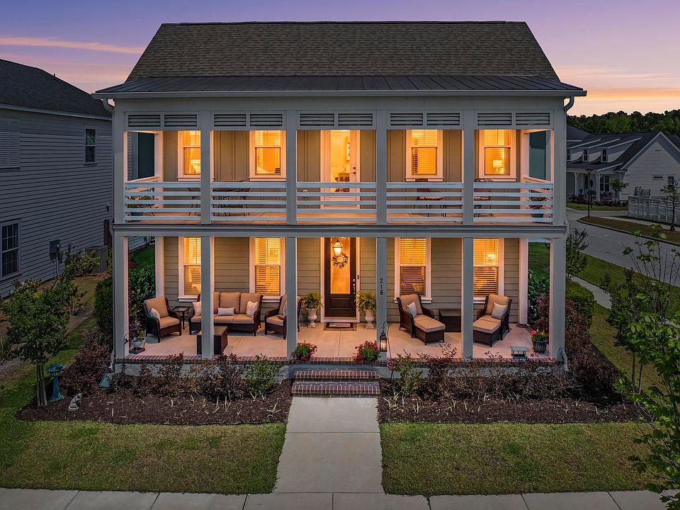 1st image of 216 Symphony Ave