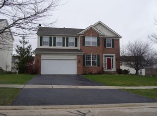 156 Steamboat Dr, Gilberts, IL 60136