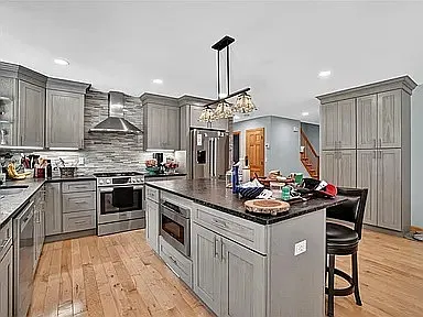 229 Orchard Dr — Photo 8