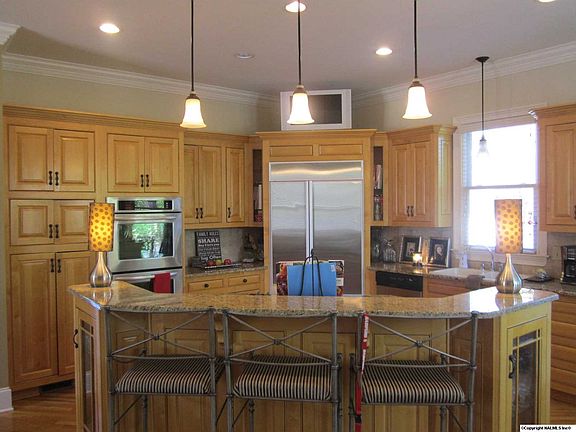 4th image of 2907 Oakleigh Ln SE