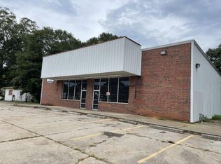 1301 Main St, Hattiesburg, MS 39401