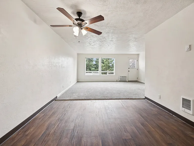 Fairmount Park Apartments — Photo 15