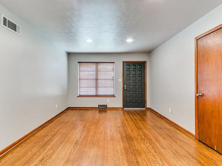 721 E Bouse Dr — Photo 15