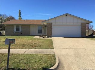 1201 Macklyn Ln, Bartlesville, OK 74006