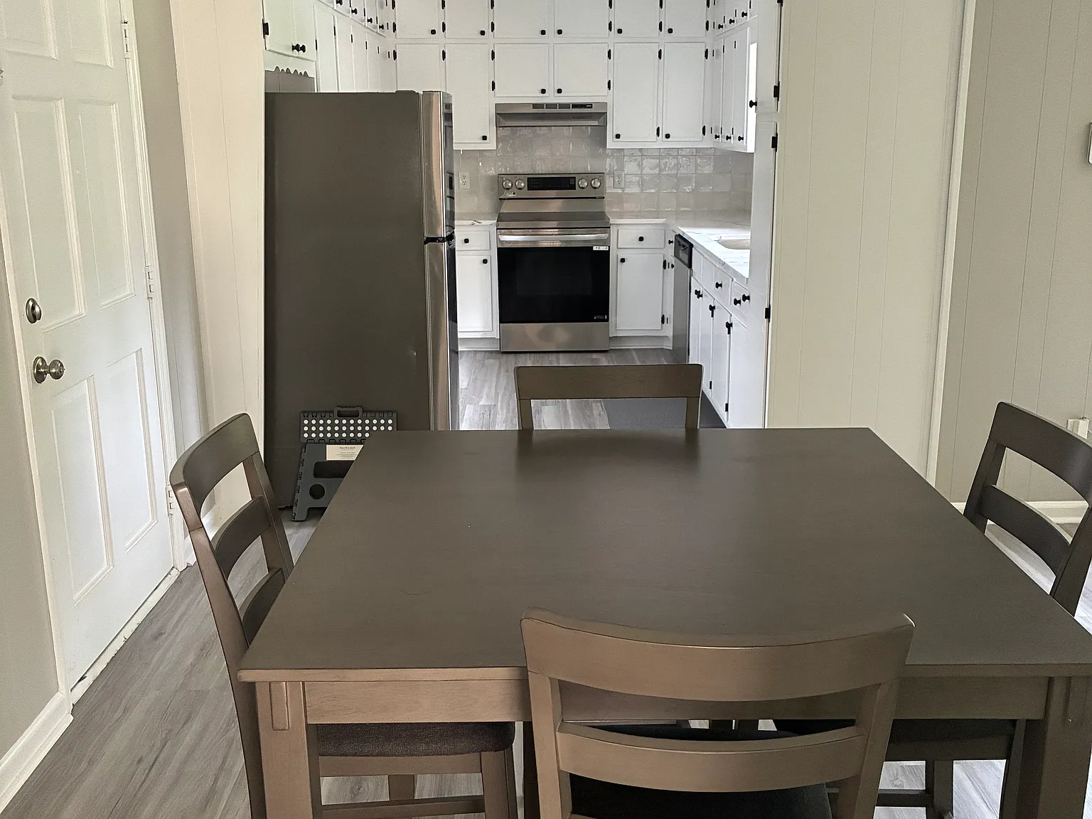 1 bed, 2160 sqft, $800 — Photo 3