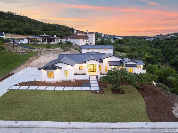 10606 Kendall Canyon, San Antonio, TX 78255