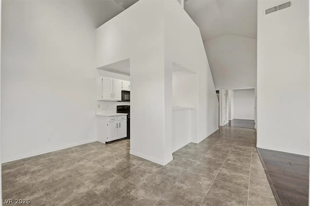 2 bed, 2.0 bath, 1108 sqft, $1,430 — Photo 3